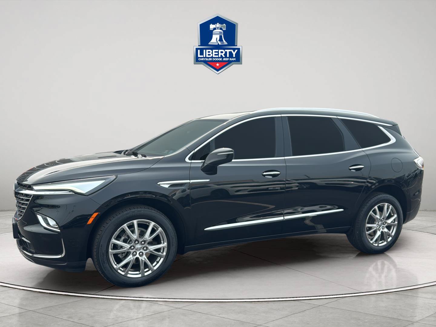 Used 2023 Buick Enclave Premium w/ Experience Buick Package FWD image 1