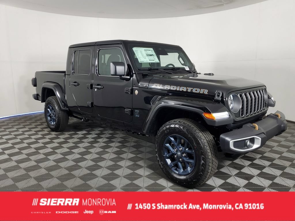 New 2026 Jeep Gladiator Sport AWD/4WD image 1