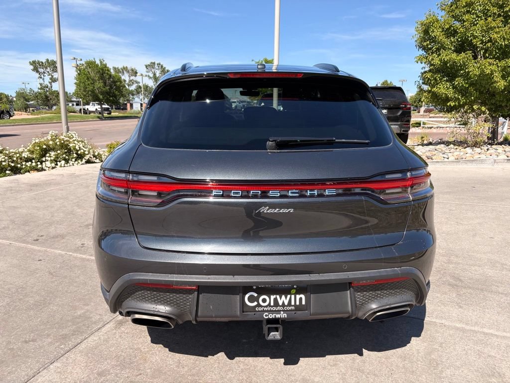 Used 2023 Porsche Macan Turbo AWD/4WD image 7