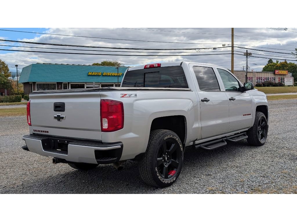 Used 2017 Chevrolet Silverado 1500 LTZ Z71 w/ Redline Edition image 7