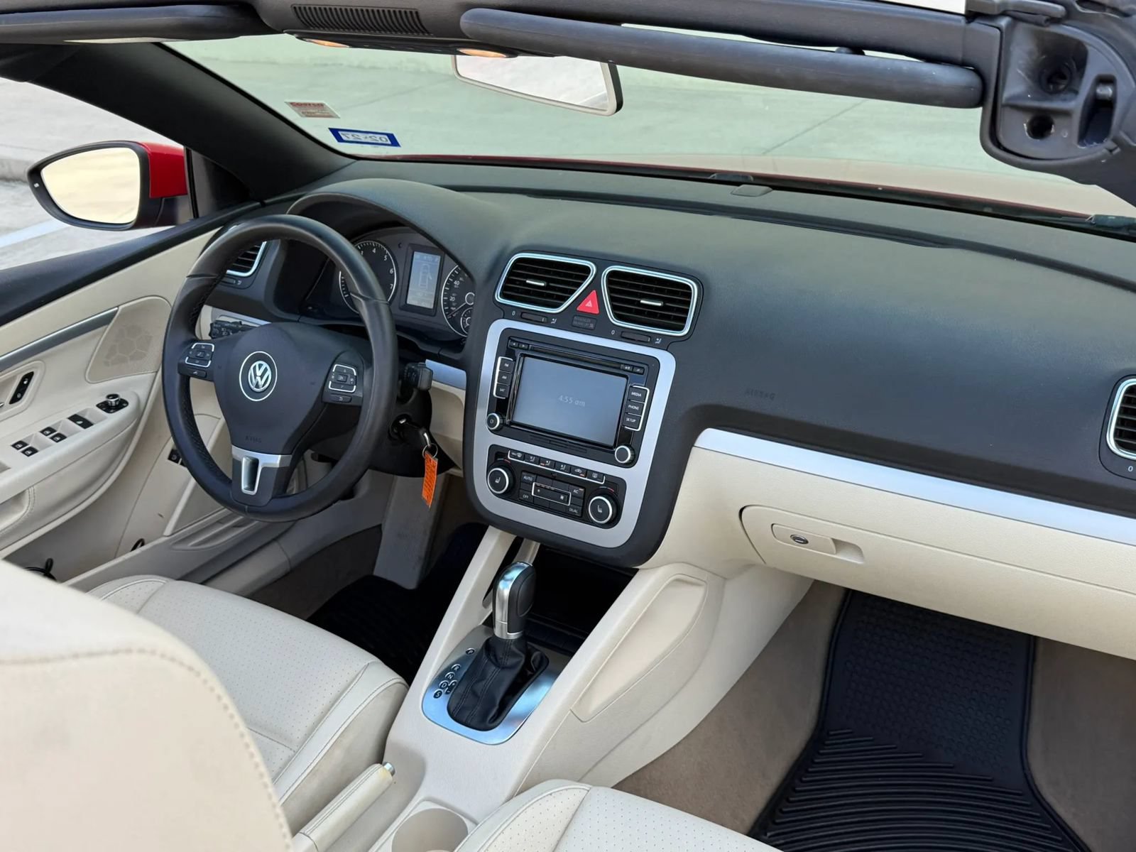 Used 2012 Volkswagen Eos Komfort FWD image 20