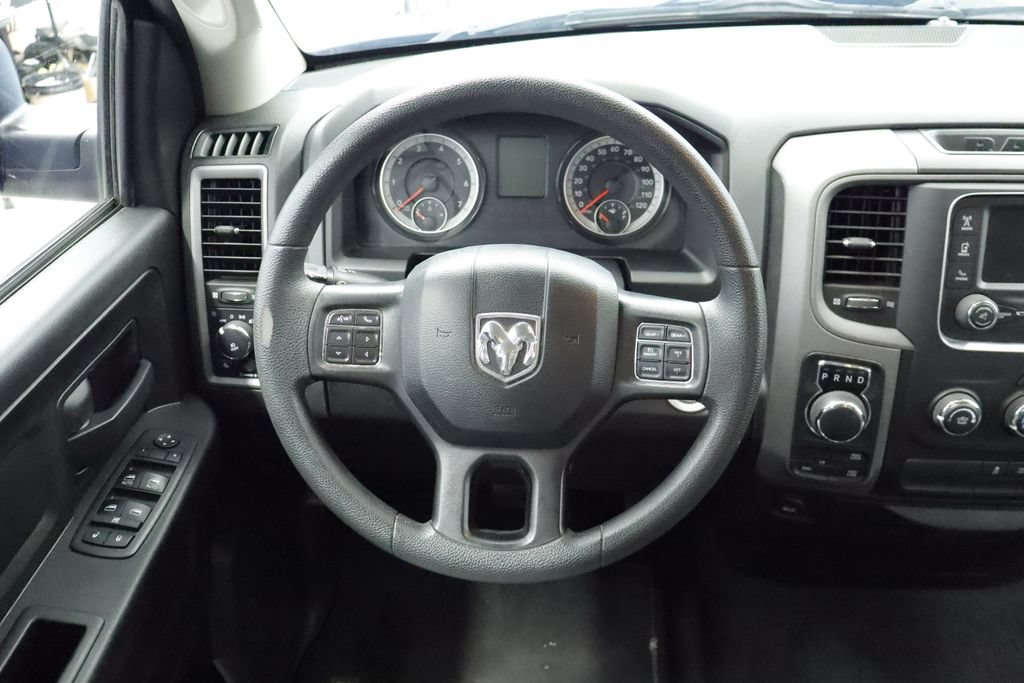 Certified 2019 RAM 1500 Express w/ Express Value Package AWD/4WD image 21