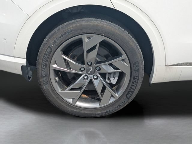 Certified 2024 Genesis Electrified GV70 AWD/4WD image 31