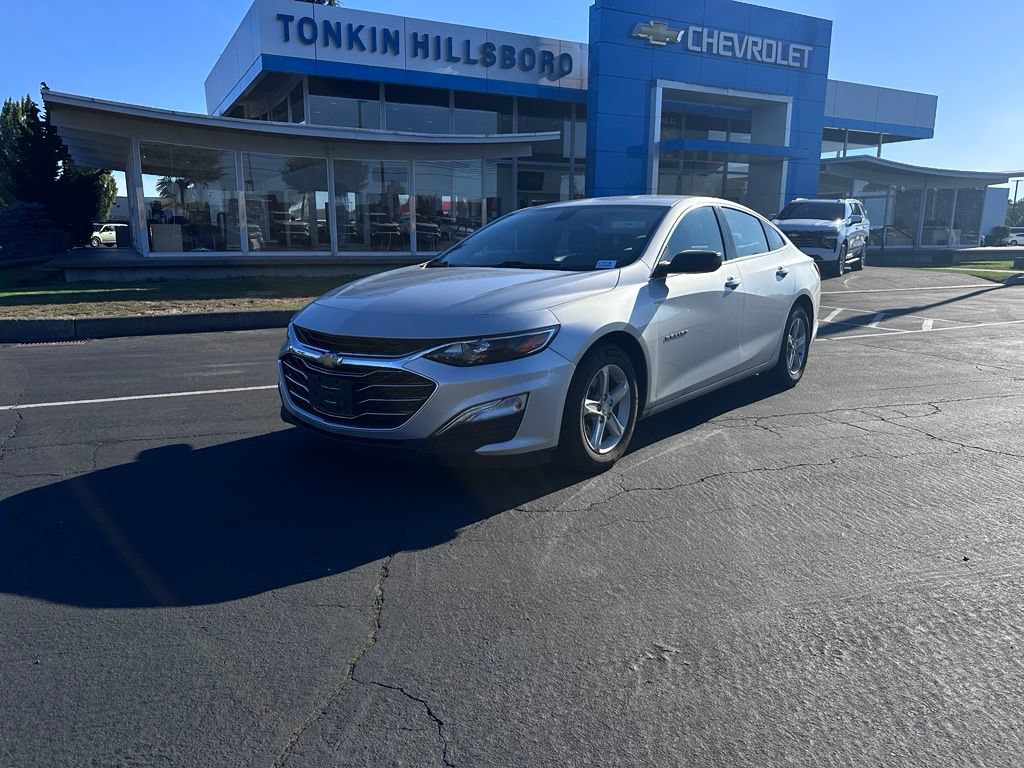 Used 2020 Chevrolet Malibu LS FWD image 1
