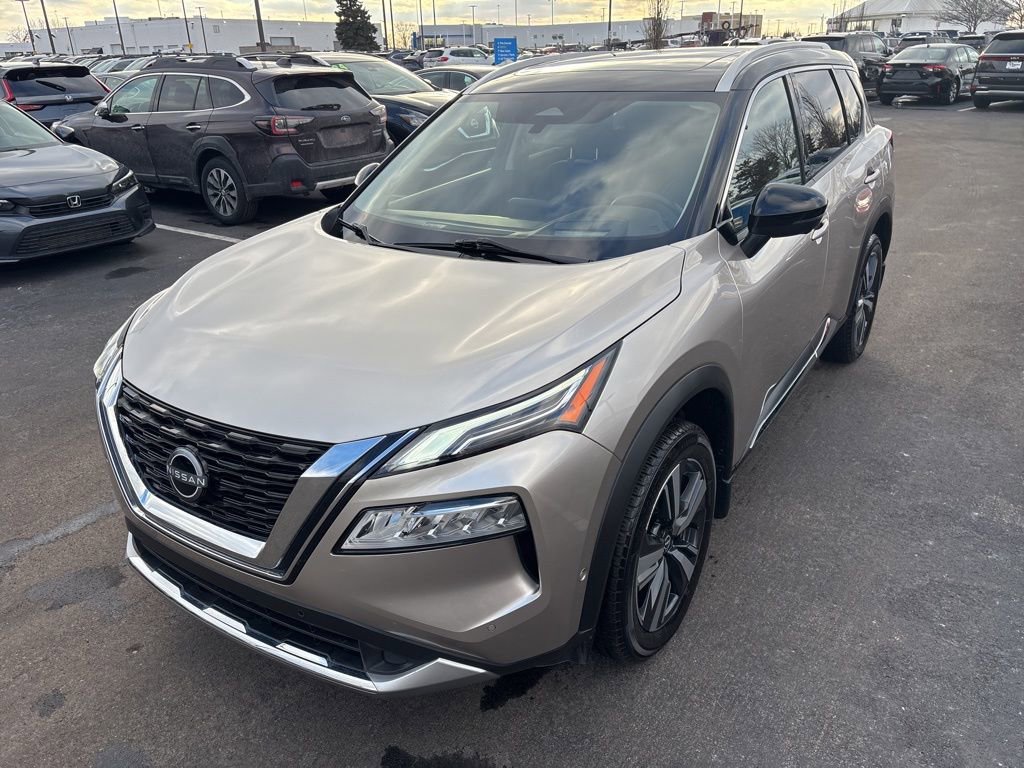 Used 2023 Nissan Rogue Platinum w/ Platinum Premium Package image 6