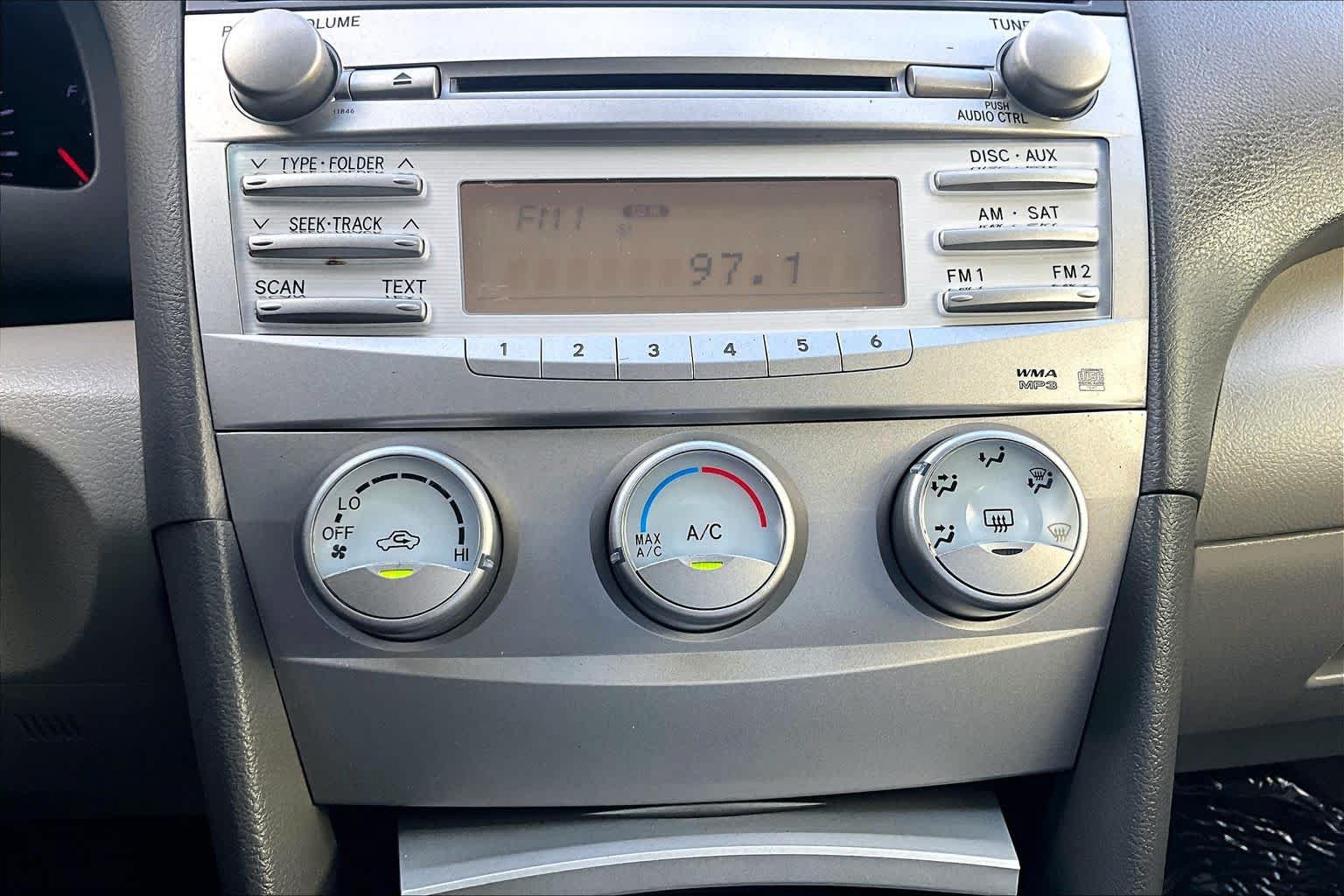 Used 2011 Toyota Camry LE w/ LE Extra-Value Pkg FWD image 30