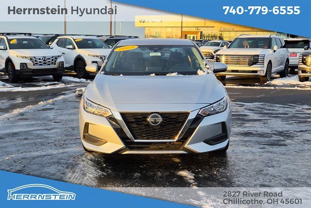 Used 2023 Nissan Sentra SV image 2