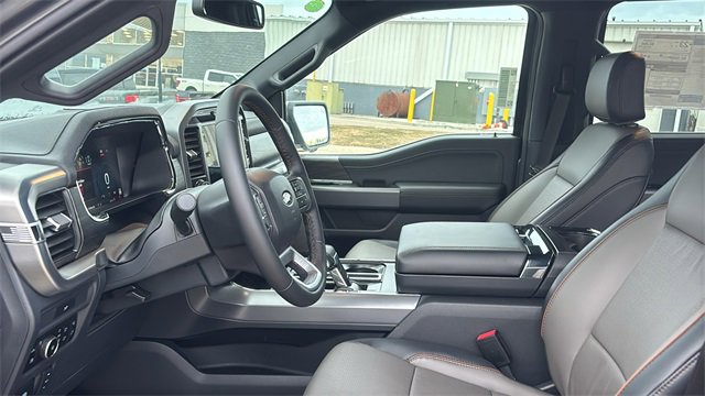 New 2026 Ford F150 Lariat w/ Equipment Group 502A High image 25