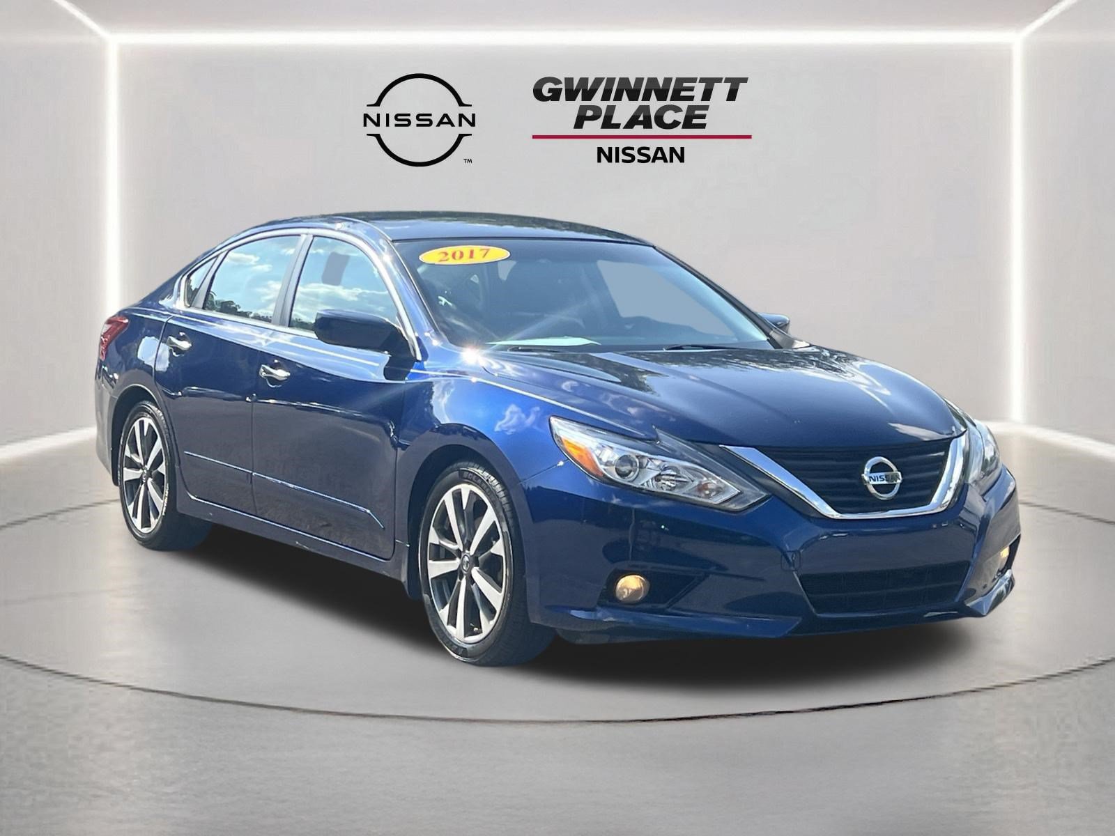 Used 2017 Nissan Altima 2.5 SR FWD image 26