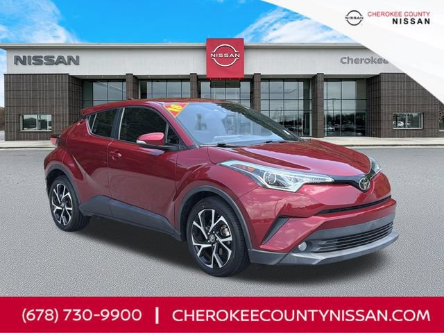 Used 2018 Toyota C-HR XLE FWD image 1