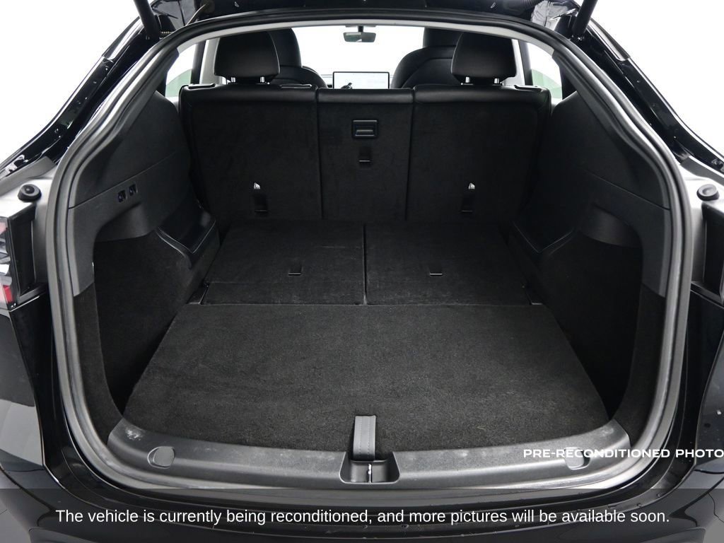 Used 2023 Tesla Model Y Long Range image 32