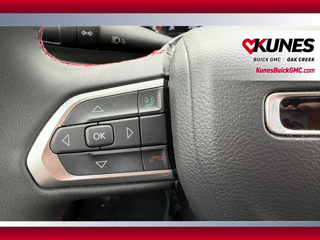 Used 2025 Jeep Compass Trailhawk AWD/4WD image 23