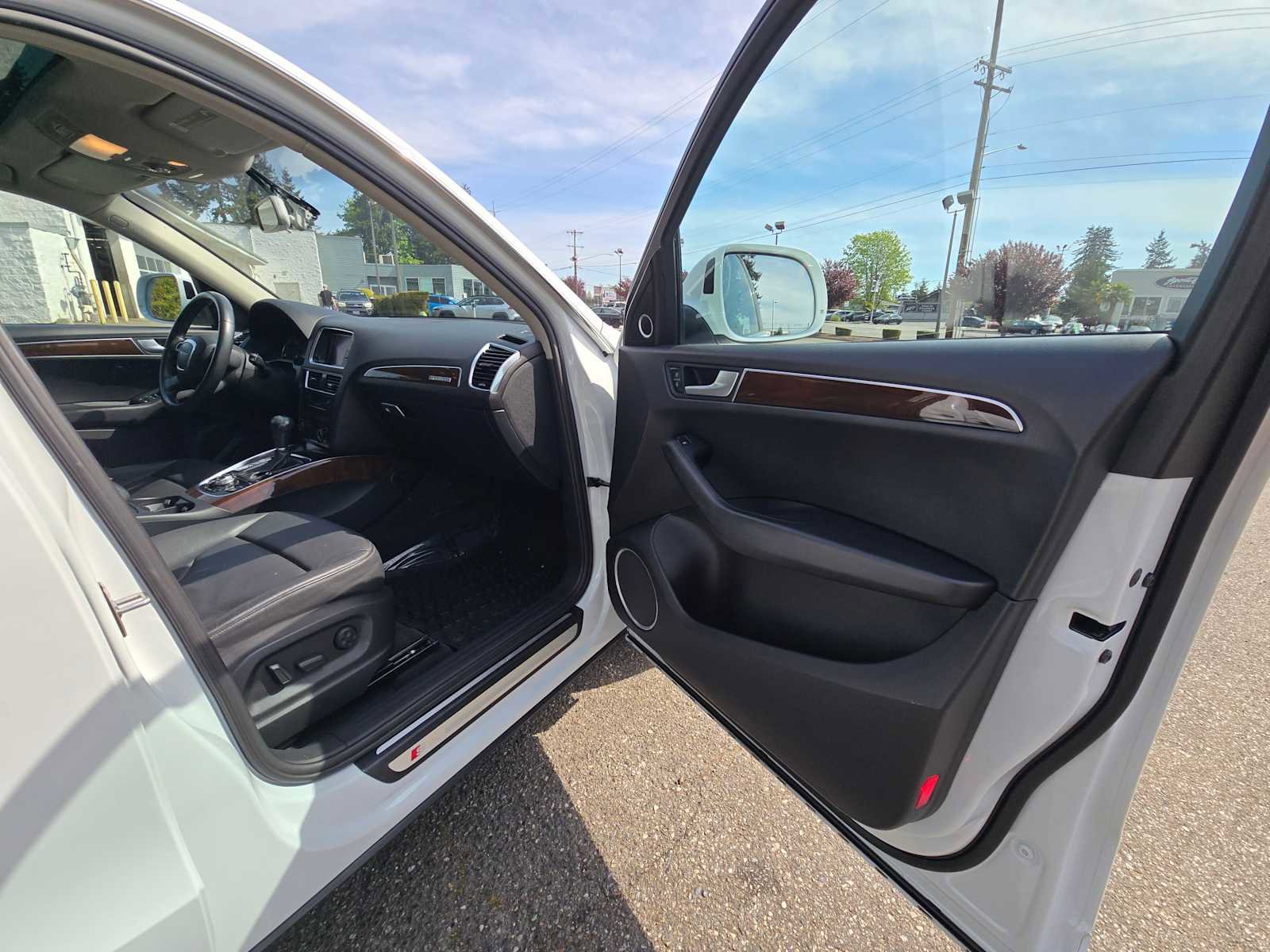 Used 2012 Audi Q5 3.2 Prestige AWD/4WD image 12