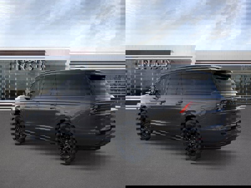 New 2026 Lincoln Navigator L Black Label image 5