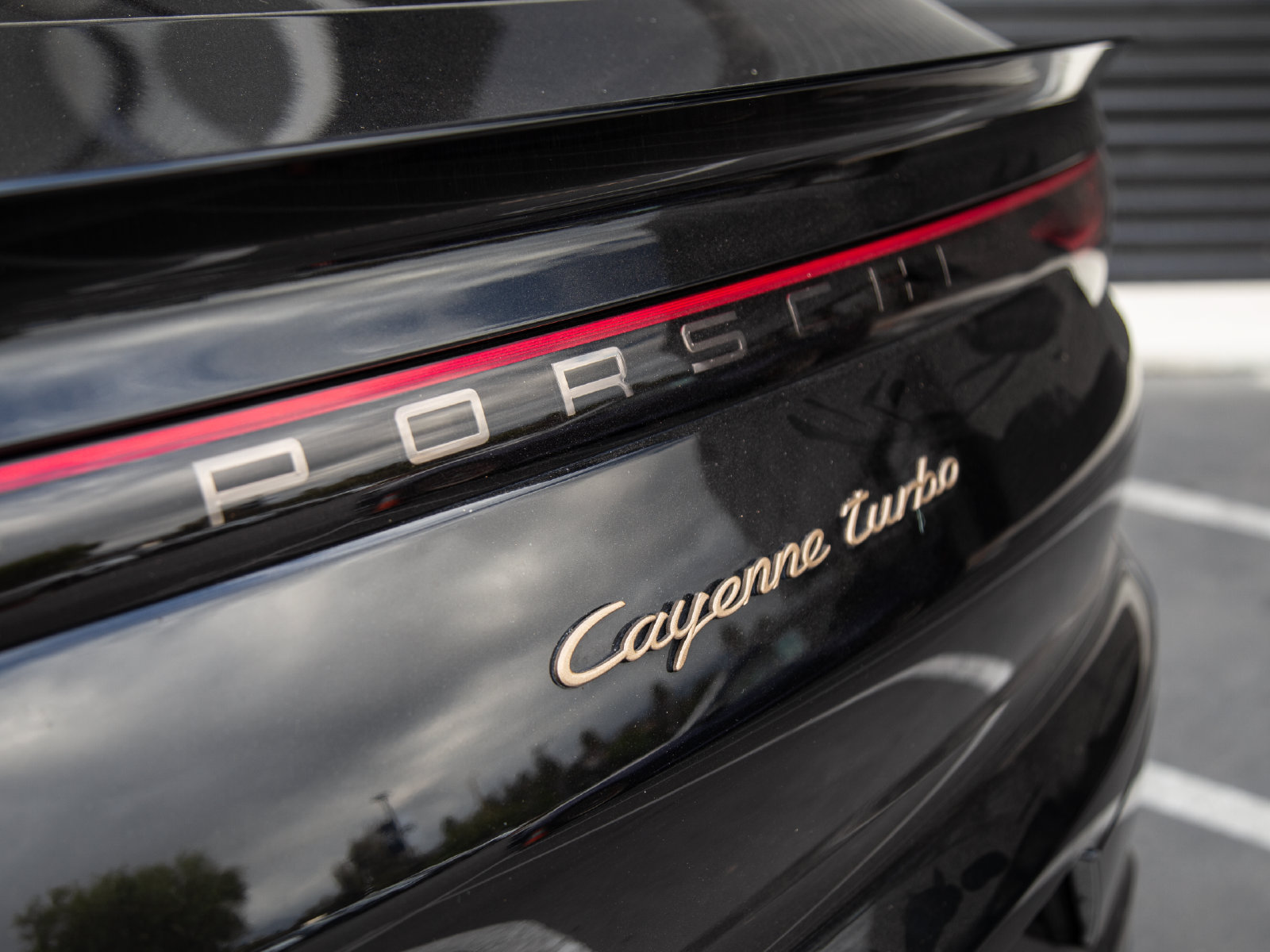 Certified 2023 Porsche Cayenne Turbo AWD/4WD image 15