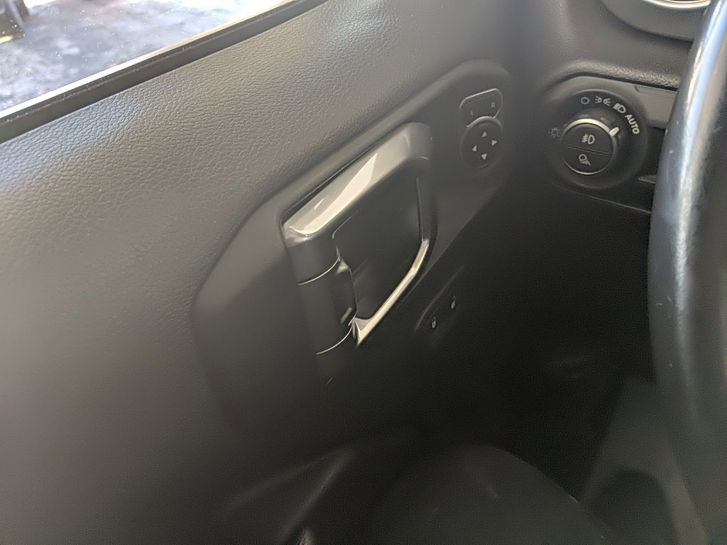 Used 2021 Jeep Gladiator Sport image 26