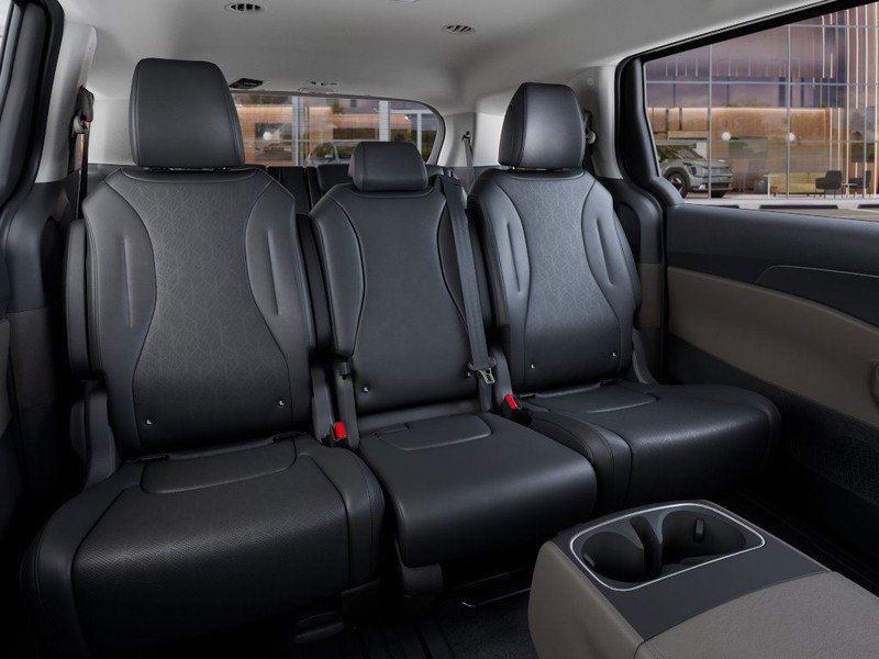 New 2026 Kia Carnival FWD image 20