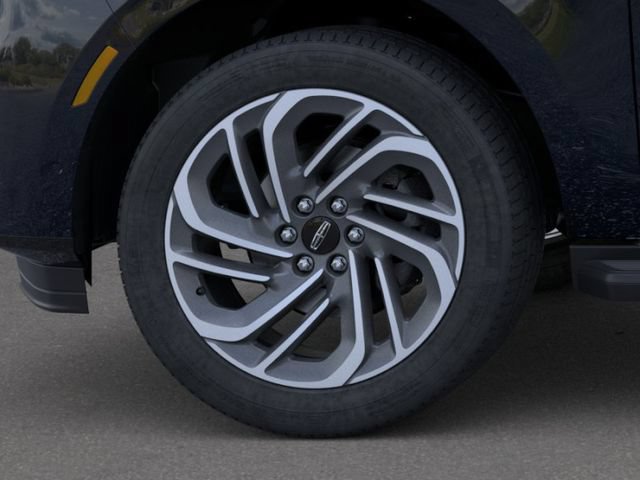 New 2026 Lincoln Navigator L Premier AWD/4WD image 19