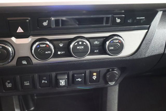 Used 2023 Toyota Tacoma Limited image 21