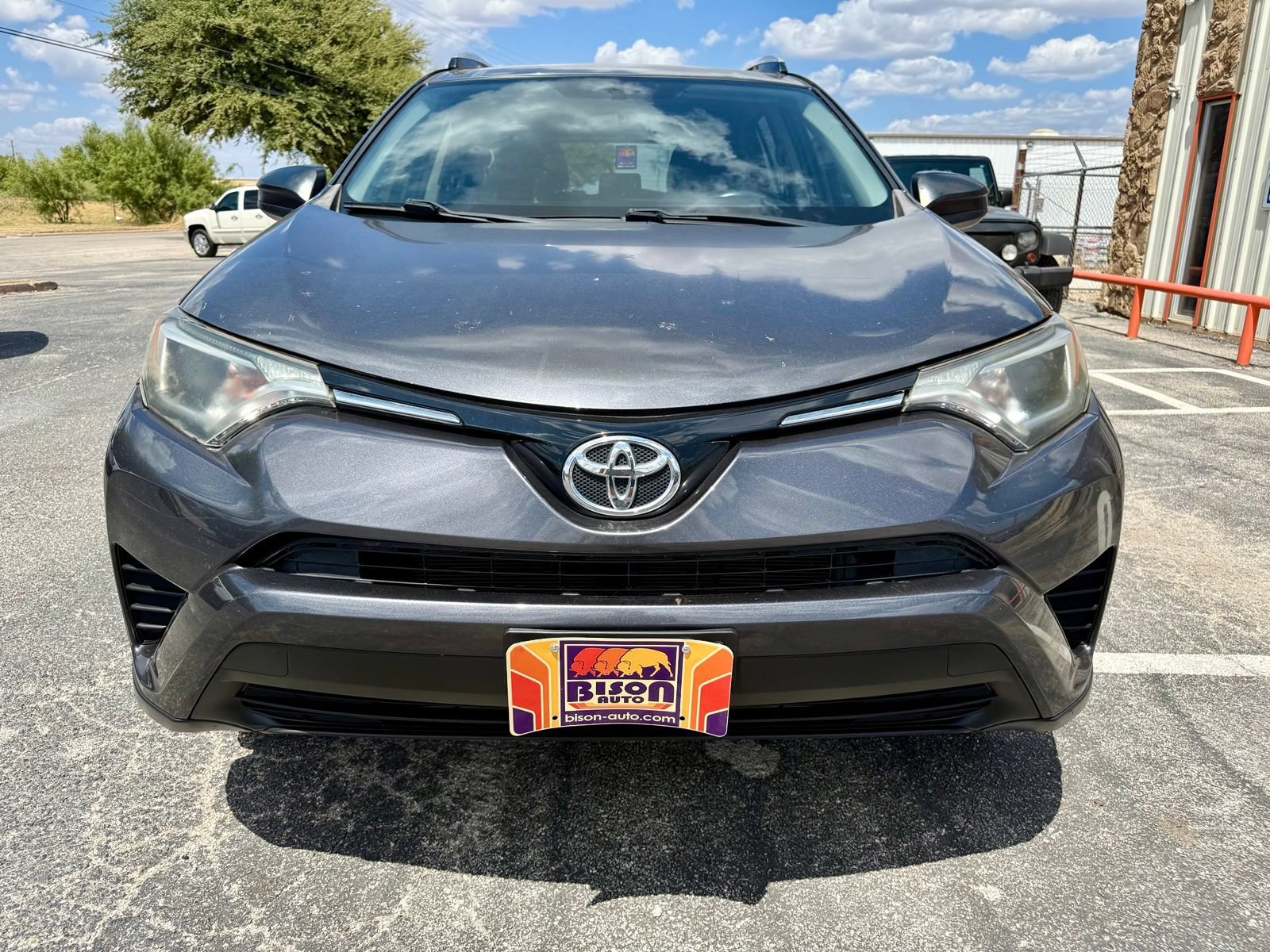 Used 2016 Toyota RAV4 LE FWD image 8
