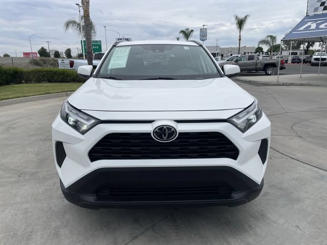 Used 2024 Toyota RAV4 XLE FWD image 3