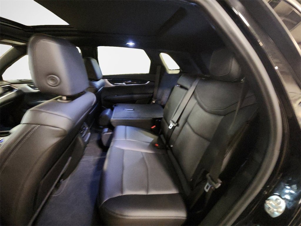 Used 2025 Cadillac XT5 Premium Luxury image 24