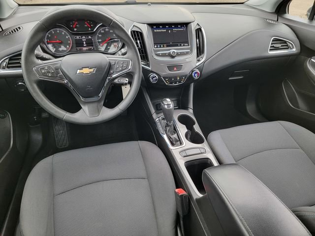Used 2019 Chevrolet Cruze LT image 34