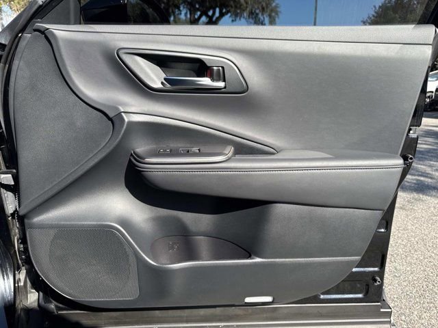 Certified 2023 Toyota Crown Limited image 15