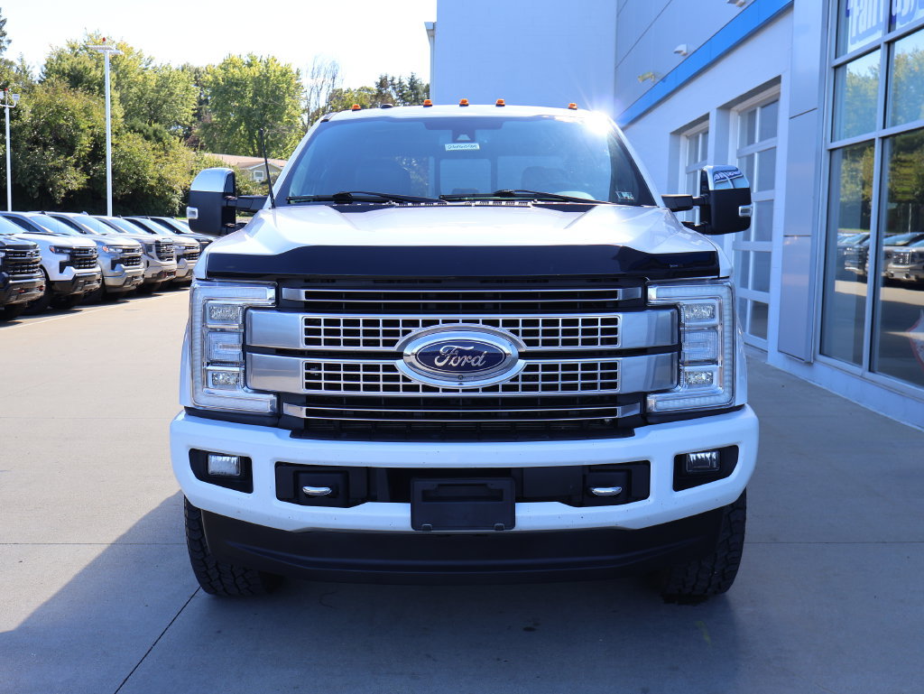 Used 2018 Ford F250 Platinum w/ Platinum Ultimate Package AWD/4WD image 5