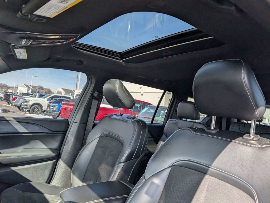 Used 2024 Jeep Grand Cherokee L Altitude image 4