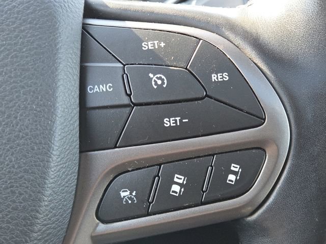 Used 2021 Jeep Cherokee Limited image 12