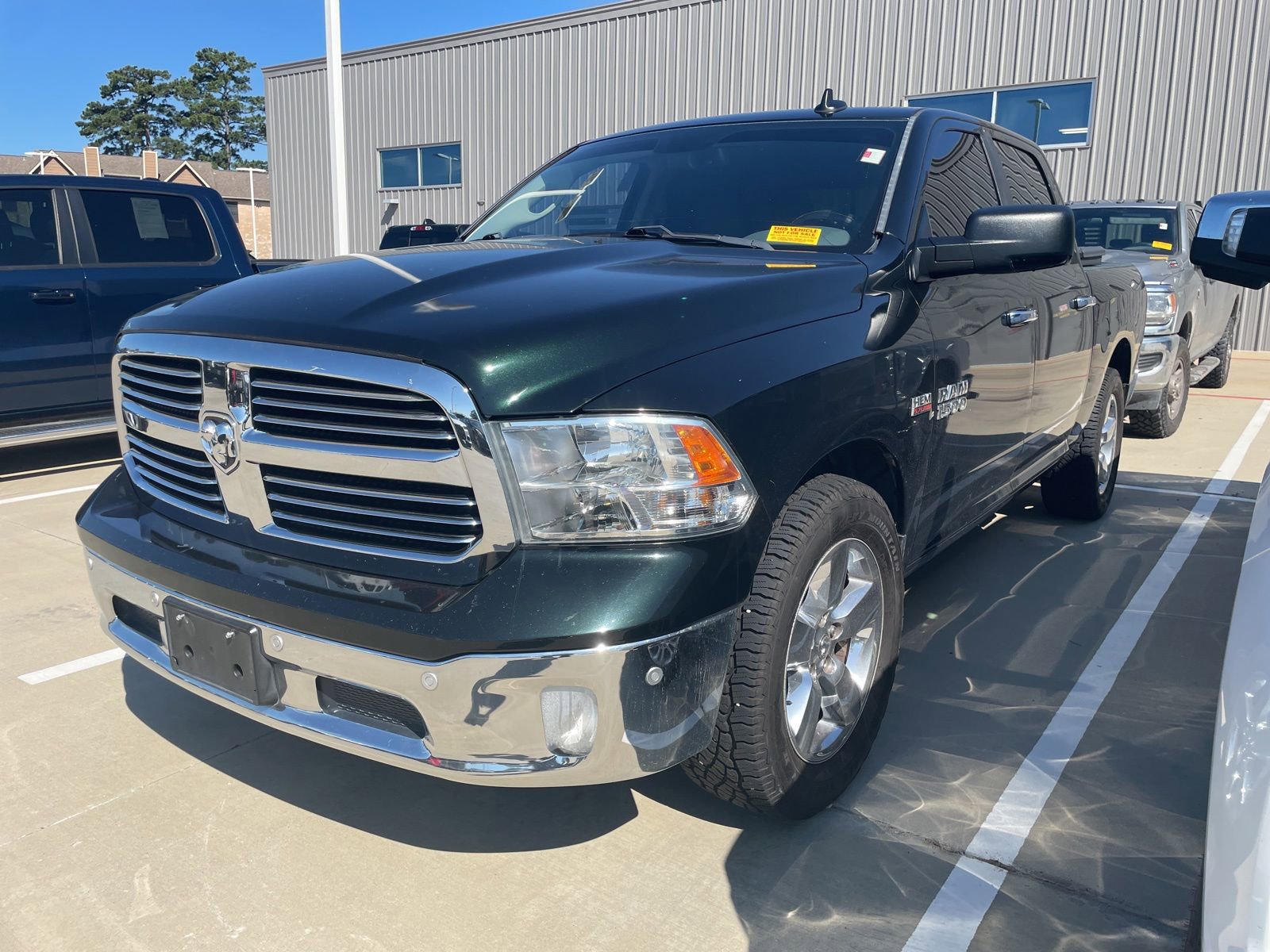 Used 2016 RAM 1500 Lone Star RWD image 1