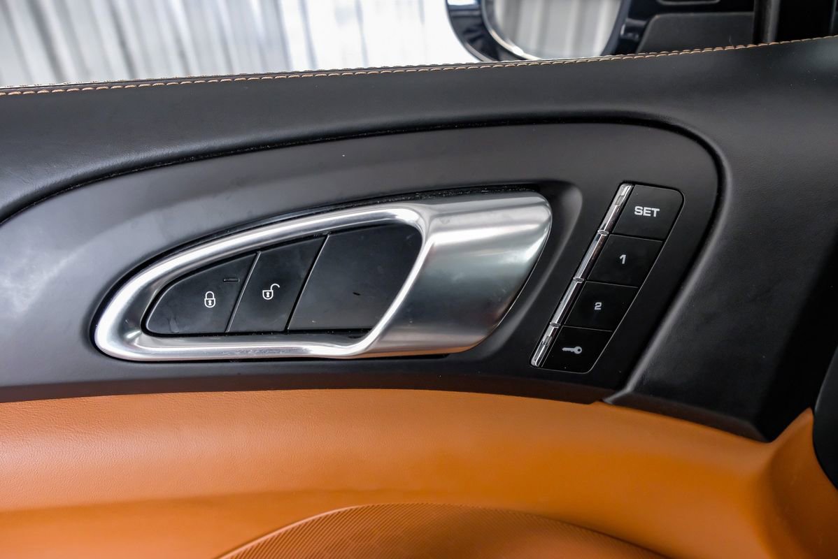 Used 2018 Porsche Cayenne Turbo image 45