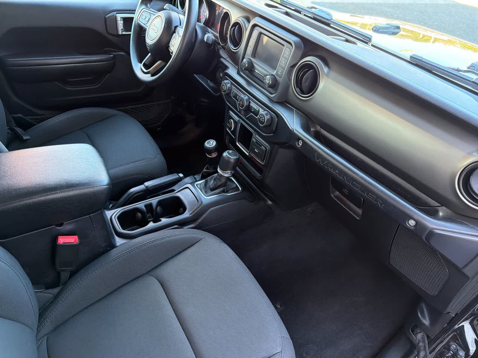 Used 2019 Jeep Wrangler Unlimited Sport AWD/4WD image 16