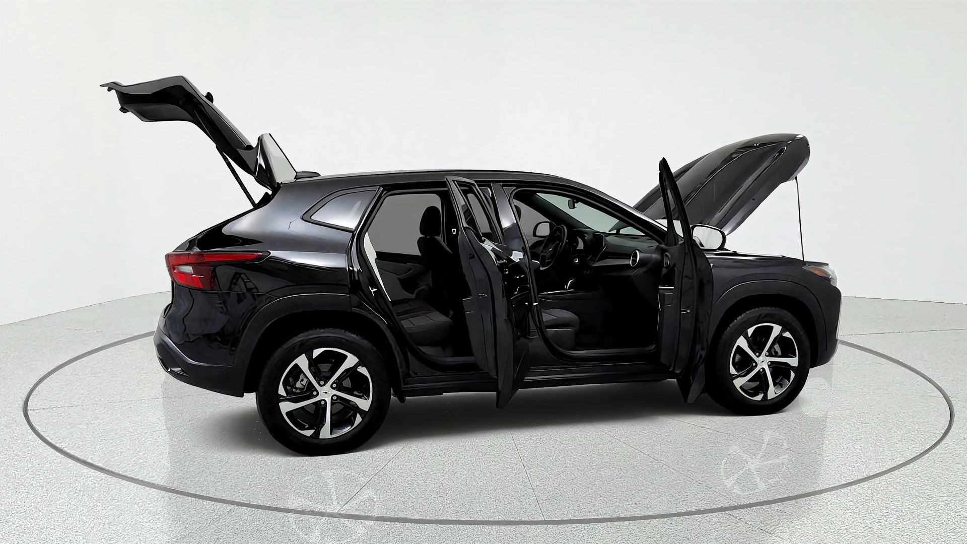 Used 2025 Chevrolet Trax RS FWD image 13