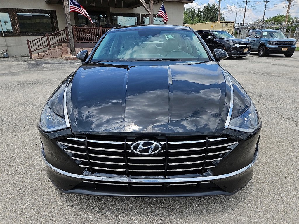 Used 2022 Hyundai Sonata SE w/ Winter Weather Package image 12