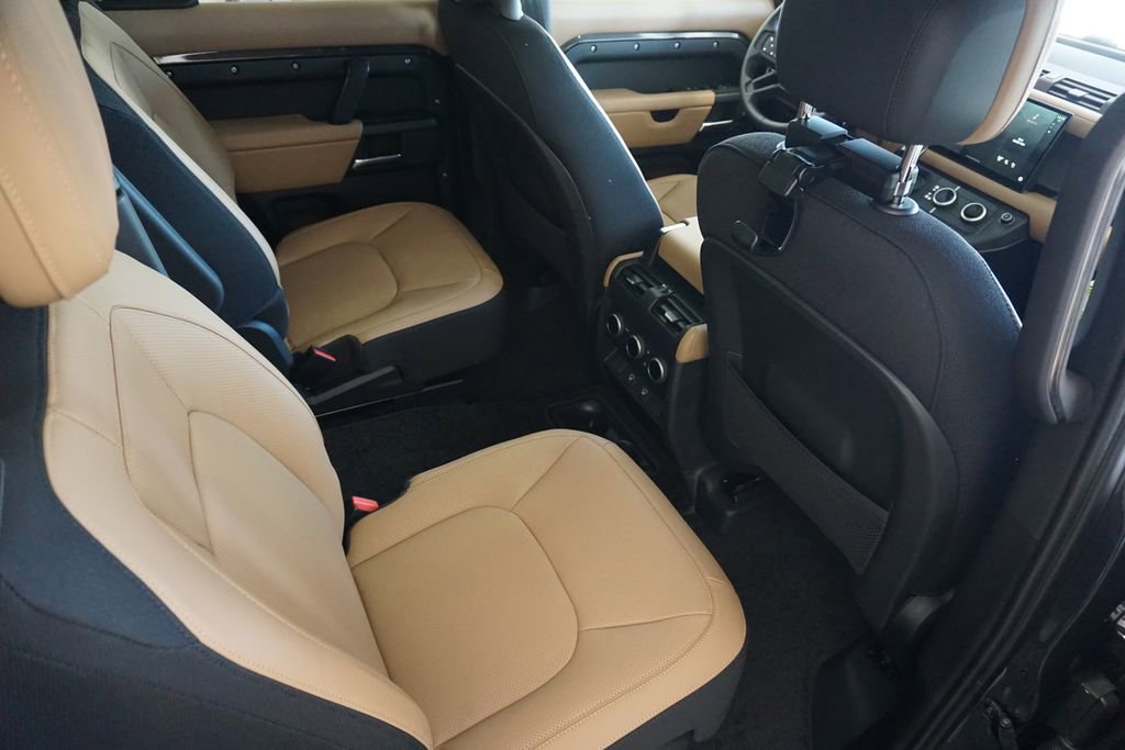 New 2025 Land Rover Defender 130 V8 image 26