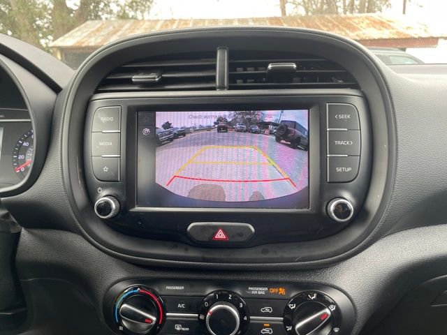 Used 2022 Kia Soul LX w/ Technology Package image 19