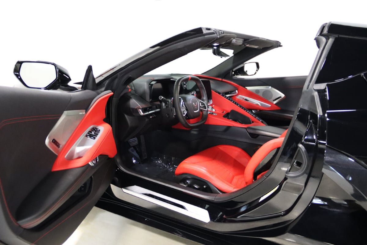 Used 2024 Chevrolet Corvette Stingray Preferred Cpe w/ 2LT RWD image 36