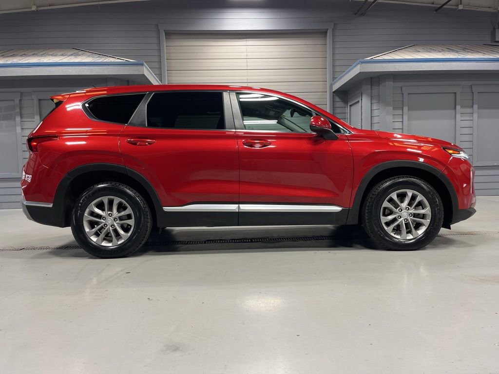 Used 2019 Hyundai Santa Fe SE AWD/4WD image 8