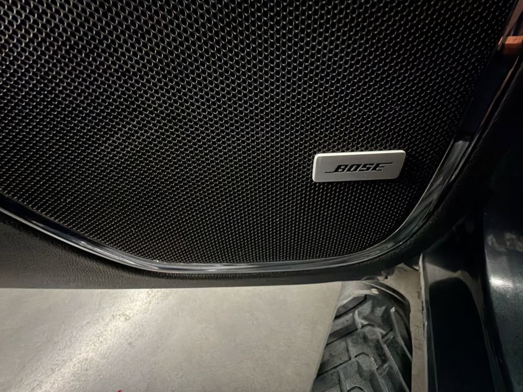 Used 2019 Chevrolet Tahoe LT w/ Off-Road Package AWD/4WD image 22