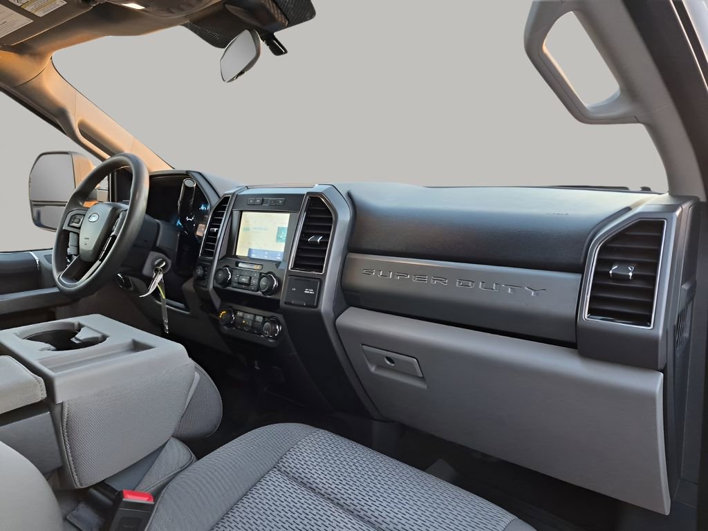 Used 2022 Ford F250 XLT w/ FX4 Off-Road Package image 14