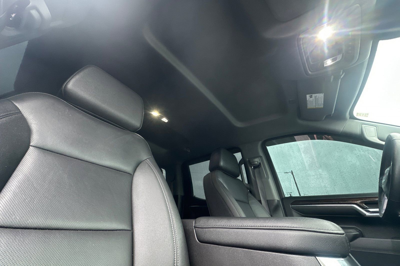 Used 2024 GMC Sierra 1500 SLT w/ SLT Premium Plus Package AWD/4WD image 17