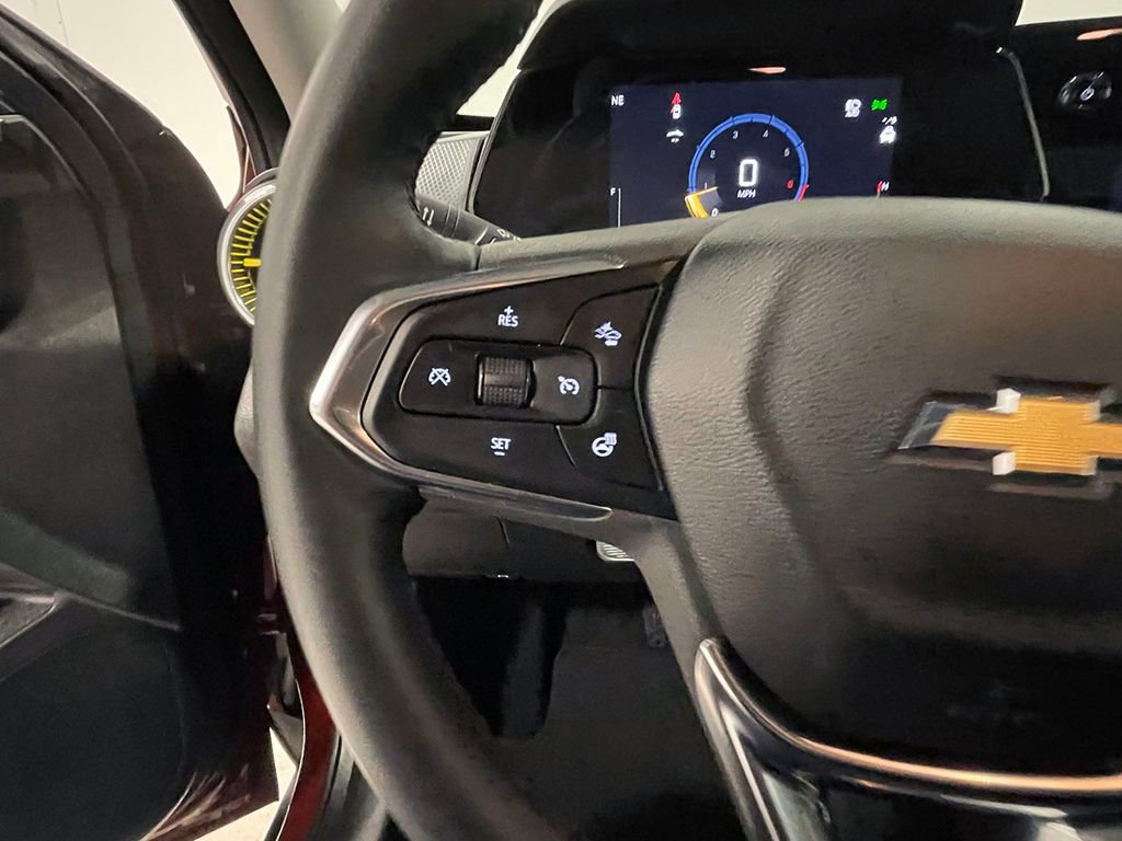 Used 2024 Chevrolet Trax LT w/ Driver Confidence Package image 34