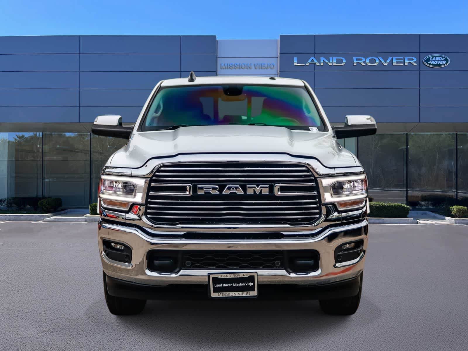 Used 2022 RAM 2500 Laramie AWD/4WD image 2