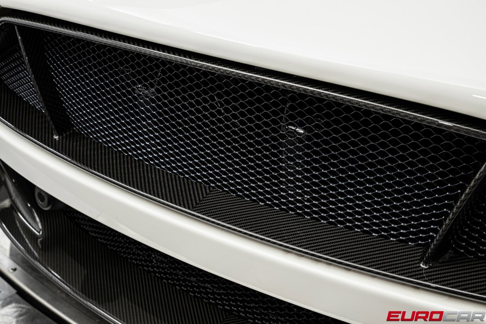 Used 2017 Aston Martin V12 Vantage S image 13