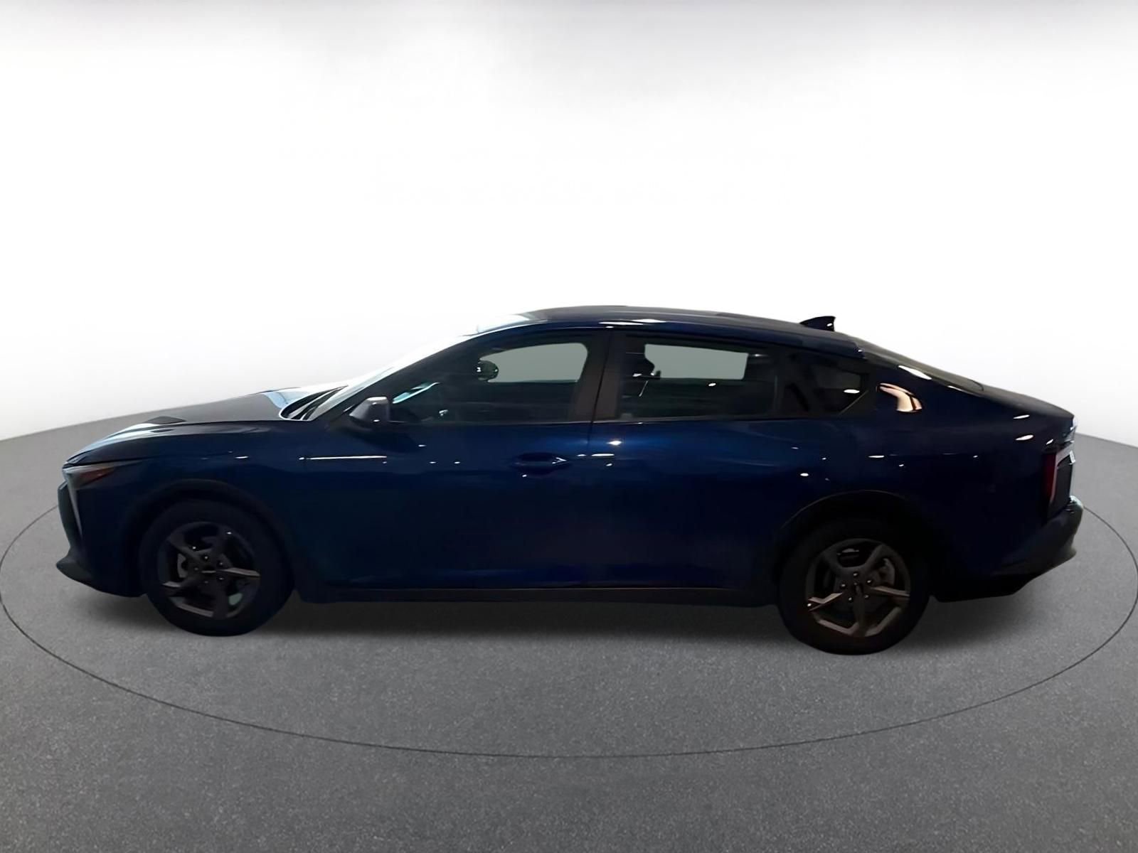 Used 2025 Kia K4 FWD image 7