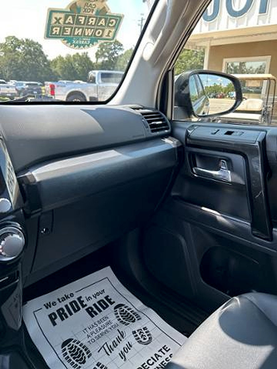 Used 2024 Toyota 4Runner TRD Off-Road Premium image 20