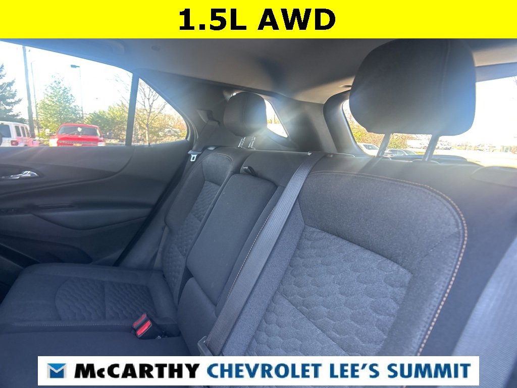 Used 2021 Chevrolet Equinox LT image 32