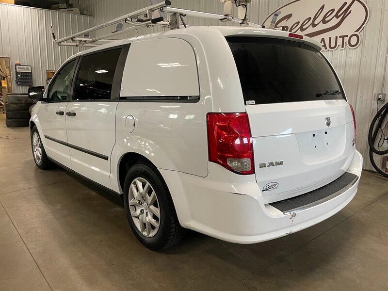Used 2015 RAM C/V Tradesman FWD image 5